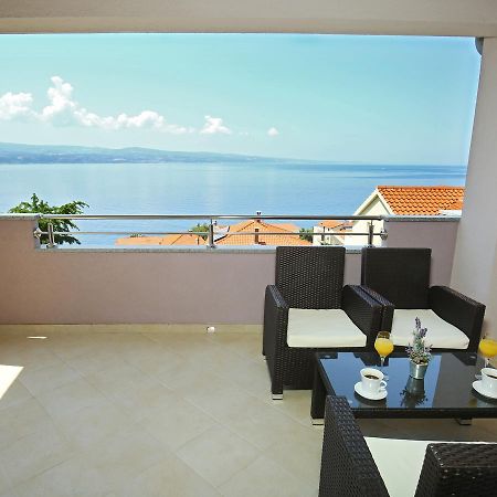 Apartments Nemira Exclusive Omiš Extérieur photo