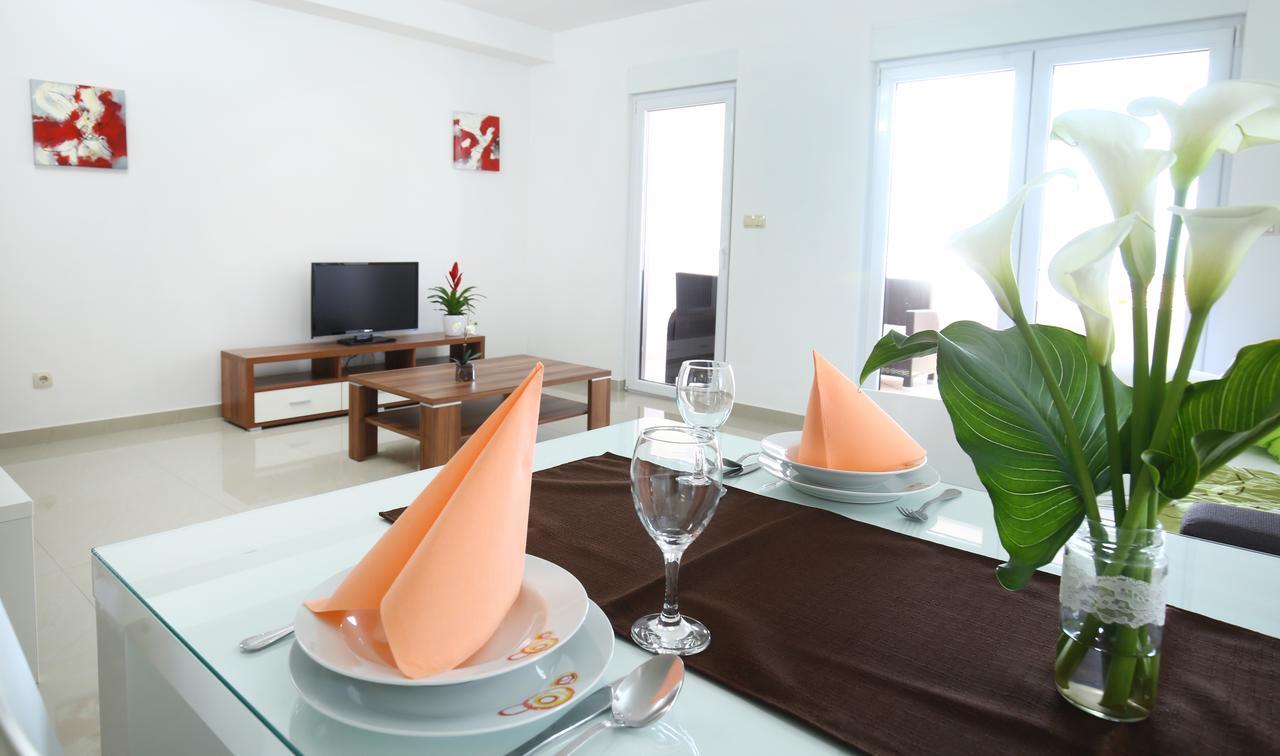 Apartments Nemira Exclusive Omiš Extérieur photo