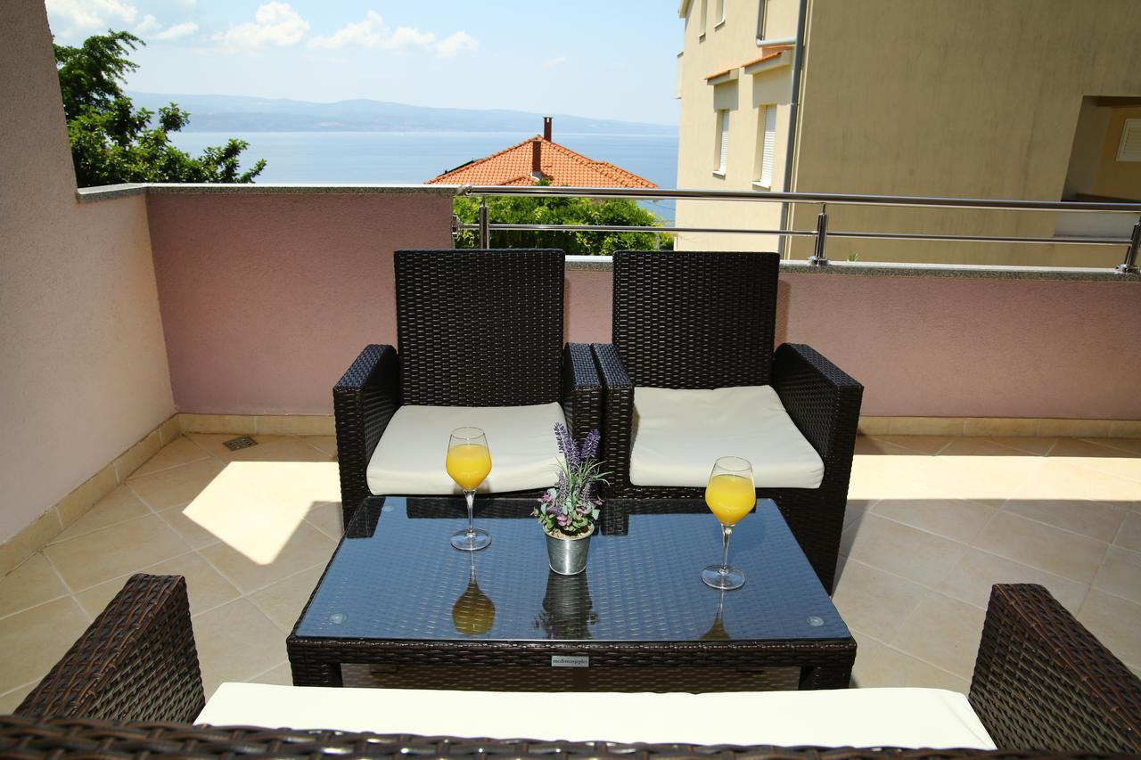 Apartments Nemira Exclusive Omiš Extérieur photo